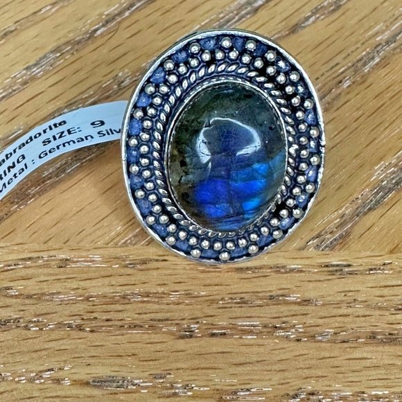 Labradorite Real Gemstone Ring Large 1.25 Inches Ornate Setting Ring Size 9 - Picture 4 of 9